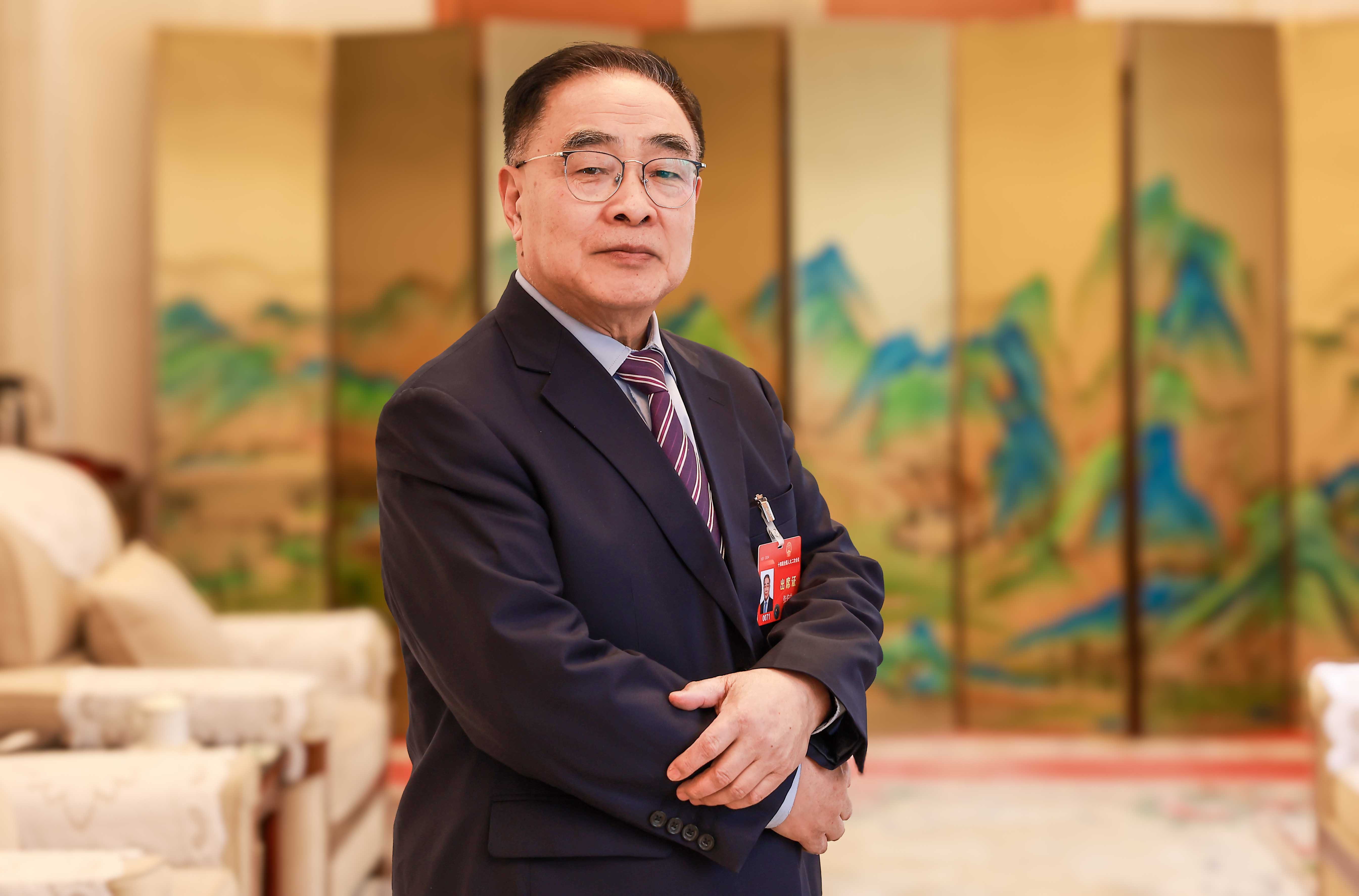 ȫ���˴�������й�����ԺԺʿ�������ҽҩ��ѧ����У���Ų����ܷ��߹�ͼ