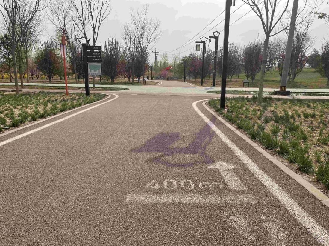 λ�ڱ����г�������ׯ��԰�ڵĽ���������Ϊ��Χ�����ṩ���ʽ������������������� ��˧��