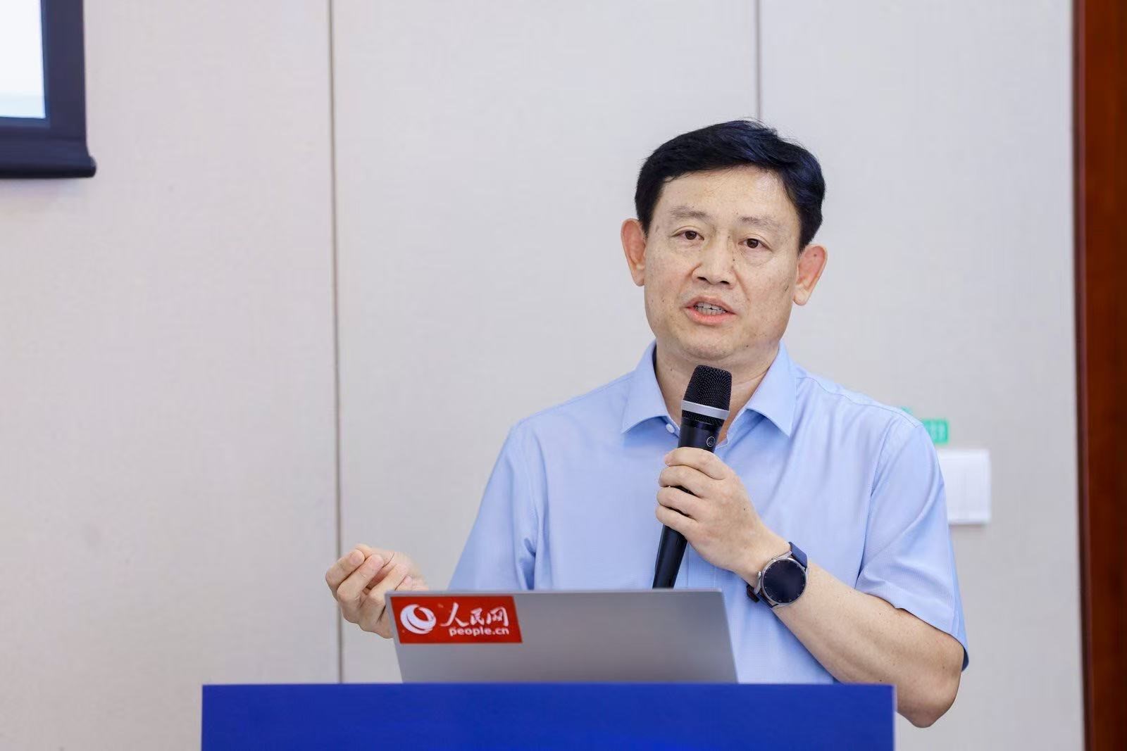 国家卫健委妇幼健康中心副主任许宗余发言。